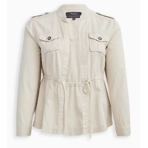 CREAM TWILL PEPLUM ANORAK